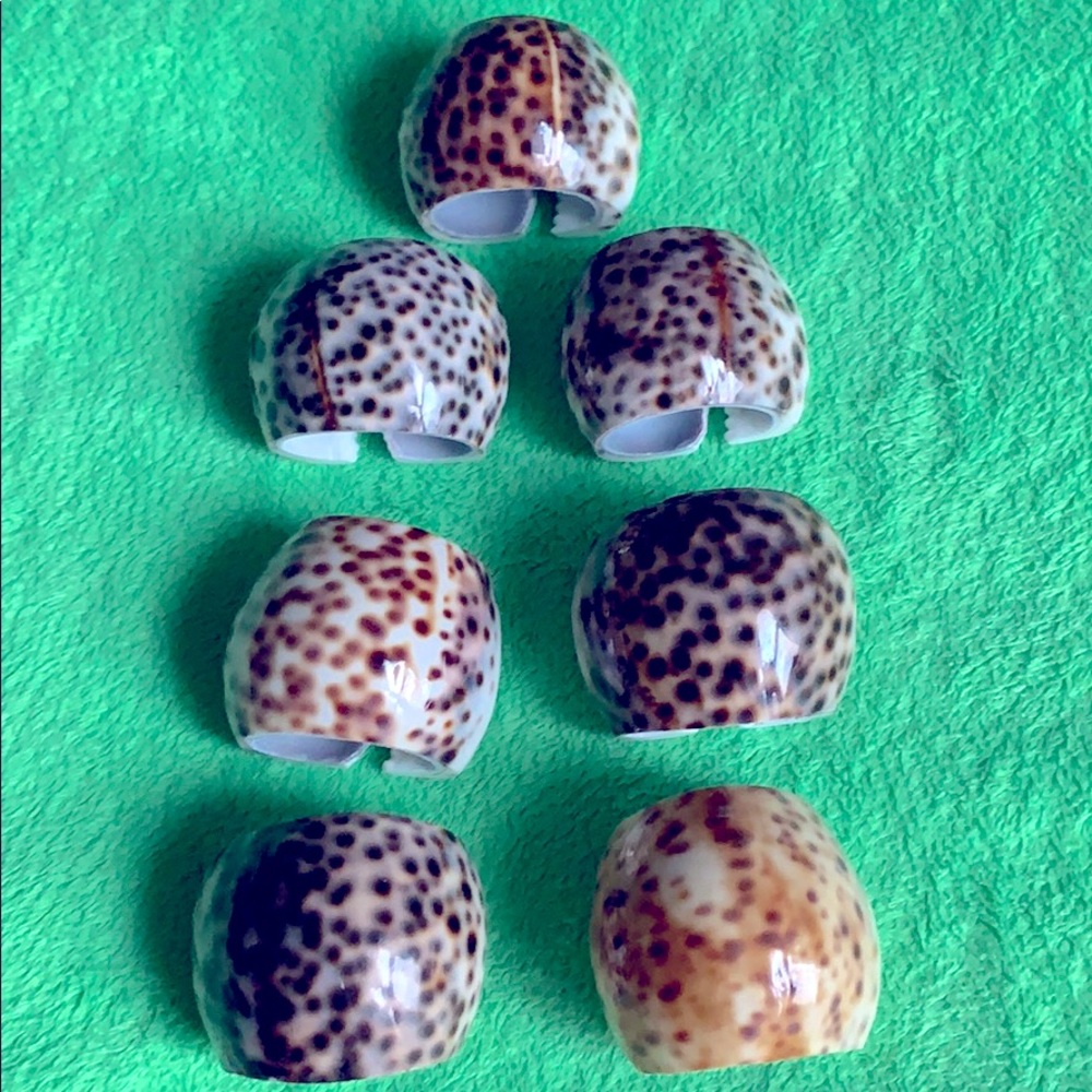 Vintage Seashell set of 7 napkin rings
